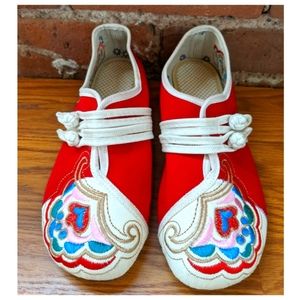 Unique Asian Flats Shoes - Brand New, Never Worn!